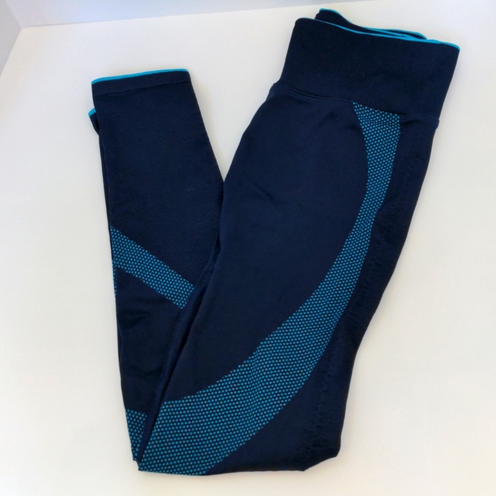 VS Pink Active Leggings